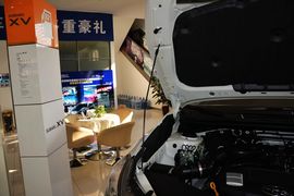 2014款斯巴鲁XV 2.0L自动豪华版