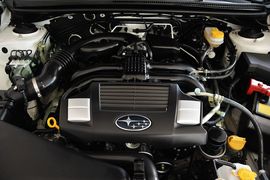 2014款斯巴鲁XV 2.0L自动豪华版