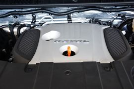 2015款哈弗H9 2.0T豪华型
