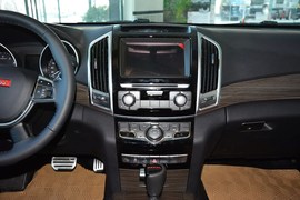 2015款哈弗H9 2.0T豪华型