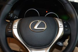 2014款雷克萨斯300h精英版