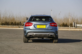 2015款奔驰GLA260 4MATIC深度测试