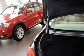 2014款宝马528i xDrive设计套装型