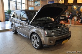路虎揽胜运动版5.0L V8 机械增压