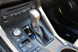 2014款雷克萨斯NX300h 前驱 锋尚版