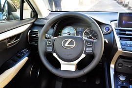 2014款雷克萨斯NX300h 前驱 锋尚版