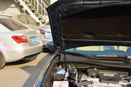 2015款丰田凯美瑞Hybrid 2.5Q旗舰版到店实拍
