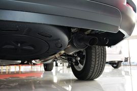 2012款丰田汉兰达2.7L两驱7座精英版