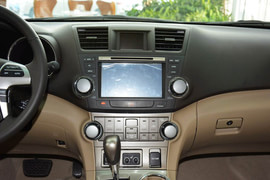 2013款丰田汉兰达2.7L两驱7座紫金版