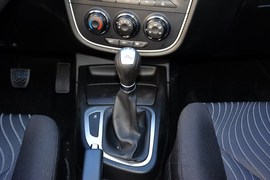 2015款骏派D60 1.5L手动豪华型