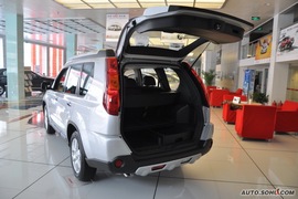 日产奇骏2.5L XV CVT四驱至尊版