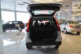 日产奇骏2.5L XV CVT四驱至尊版