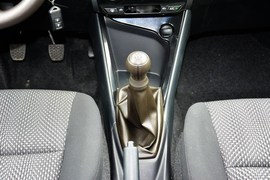 2014款丰田威驰1.5L手动智享版