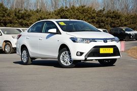 2014款丰田威驰1.5L手动智享版