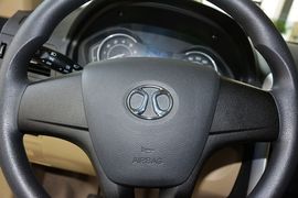 2015款绅宝D20三厢 1.5L手动乐天版