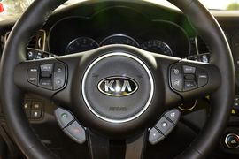2013款起亚新佳乐2.0L 7座自动豪华版 京V