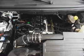 2015款五菱宏光V 1.5L基本型