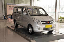 2015款五菱宏光V 1.5L基本型