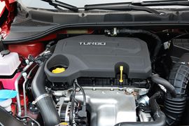 2015款MG GT 1.5T自动豪华版