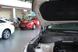 2013款现代全新胜达2.0T自动两驱尊贵型 改款