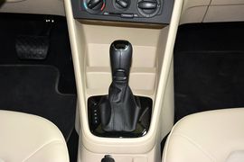 2015款斯柯达昕锐1.6L自动优选型