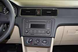 2015款斯柯达昕锐1.6L自动优选型