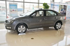 2015款斯柯达昕锐1.6L自动优选型