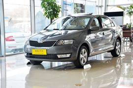 2015款斯柯达昕锐1.6L自动优选型