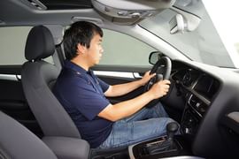 2015款奥迪A4L 35TFSI自动舒适型