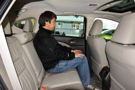 2013款本田CR-V 2.4L两驱豪华版