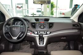 2013款本田CR-V 2.4L两驱豪华版
