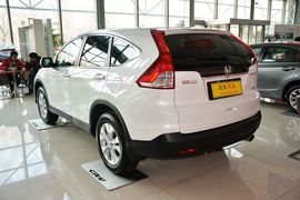2013款本田CR-V 2.4L两驱豪华版