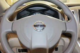 2014款日产NV200 1.6L 手动尊享型 国IV