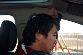 前排头部空间