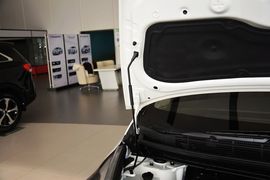 2013款起亚新佳乐2.0L 7座自动舒适版 京V