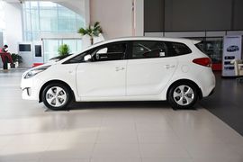 2013款起亚新佳乐2.0L 7座自动舒适版 京V
