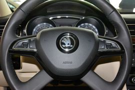 2014款斯柯达速派1.4TSI手自一体名仕版