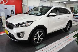 2015款起亚索兰托L 2.0T GDI四驱精英版7座