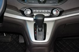 2013款本田CR-V 2.0L 四驱经典版