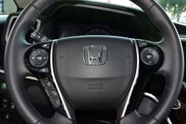 2015款本田奥德赛2.4L智享版