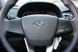 2015款现代ix25 1.6L自动两驱时尚型GS