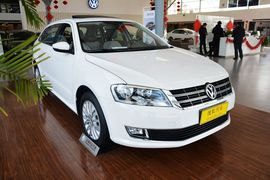2013款大众朗行1.4T手动豪华型