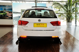 2013款大众朗行1.4T手动豪华型