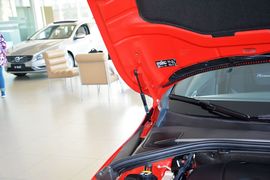 2015款沃尔沃S60 2.0T T5 个性运动版
