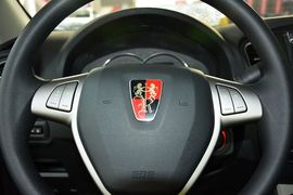 2014款荣威350C 1.5L手自一体迅悦版