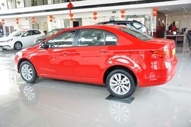 2014款荣威350C 1.5L手自一体迅悦版