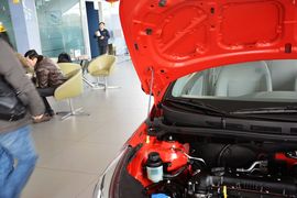 2014款现代瑞纳三厢1.4L自动智能型GLS
