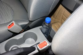 2014款现代瑞纳三厢1.4L自动智能型GLS