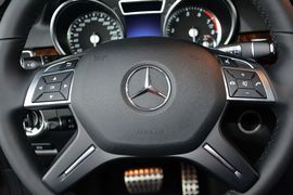 2014款奔驰ML400 4MATIC动感型