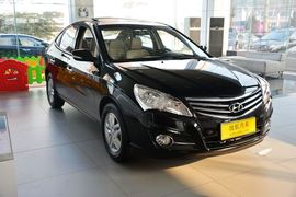 2011款现代悦动1.6L自动豪华型